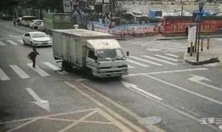 被男子反复碾压女子已身亡