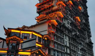 张家界72奇楼坍塌